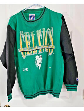Vintage 90s boston celtics Green  colorblock crew  sweatshirt   By Logo 7  sz L